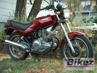 1983 Yamaha XS 400 DOHC (reduced effect) photo